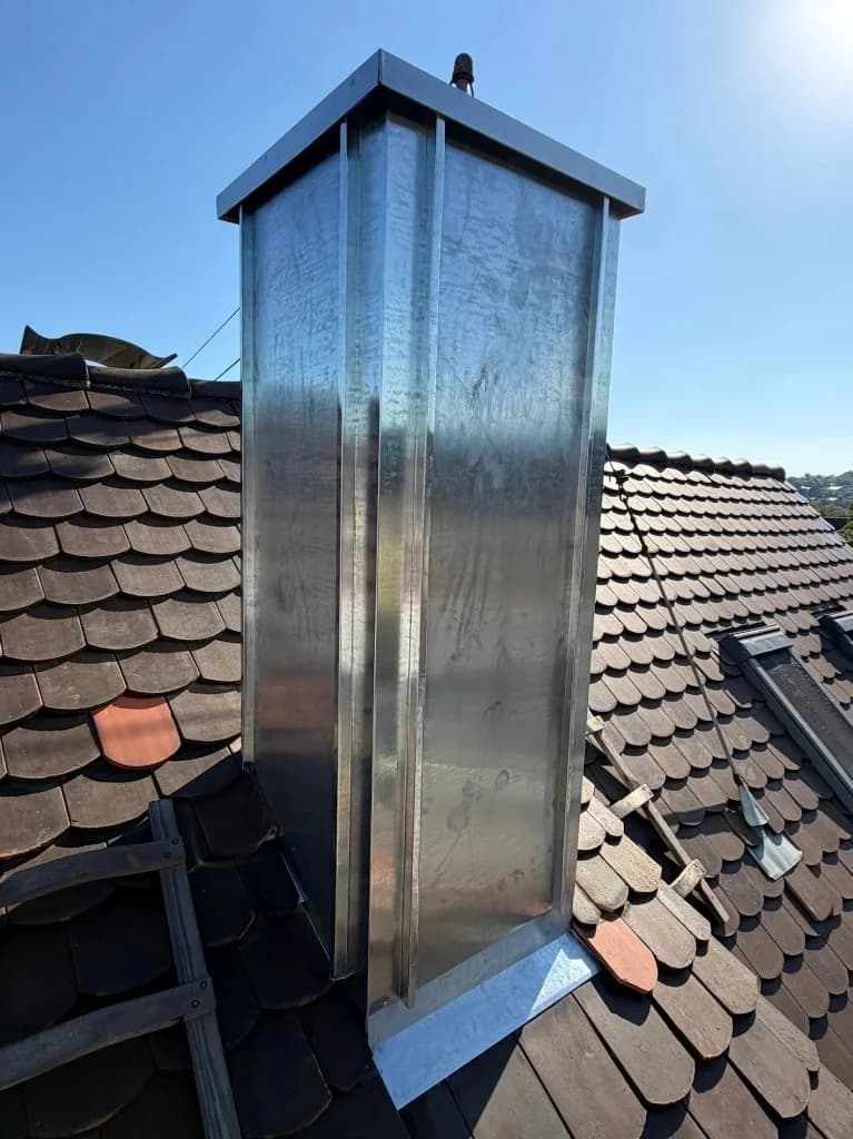 Kaminsanierung mit neuer Metallverkleidung