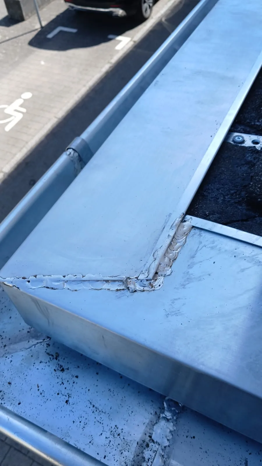Dachreparatur und Wartung vor Ort